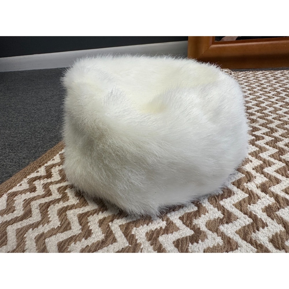 Vintage Donna Salyers Fabulous Furs Faux Fur Cossack Hat Russian Style White USA